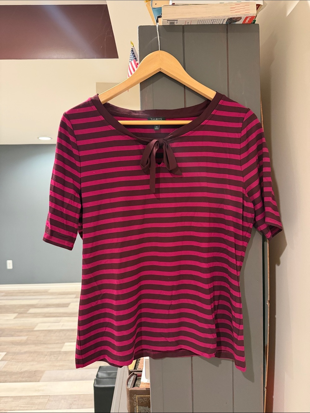 Talbots tie v neck short sleeve